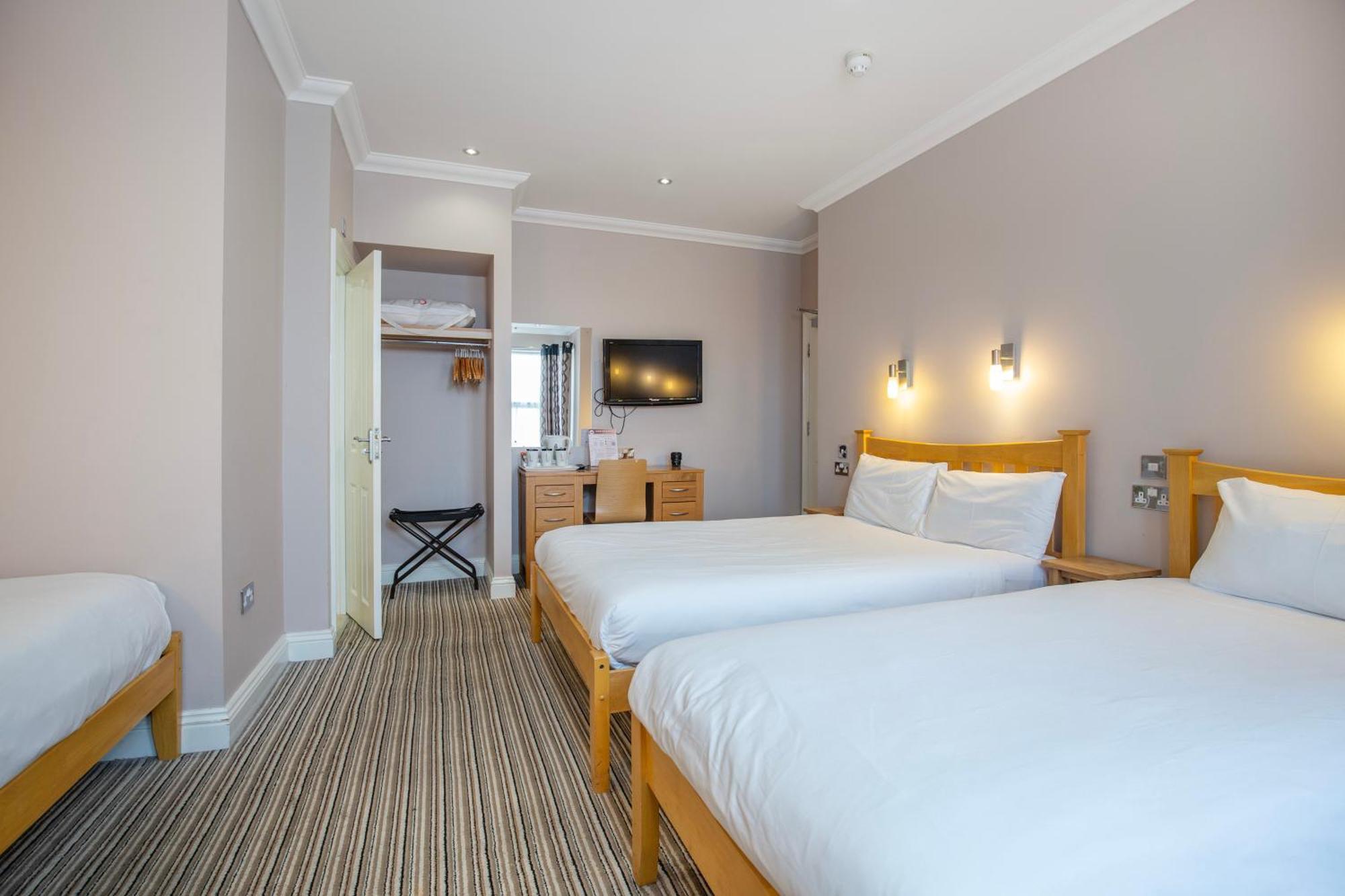 Marlborough Hotel NWI Extérieur photo